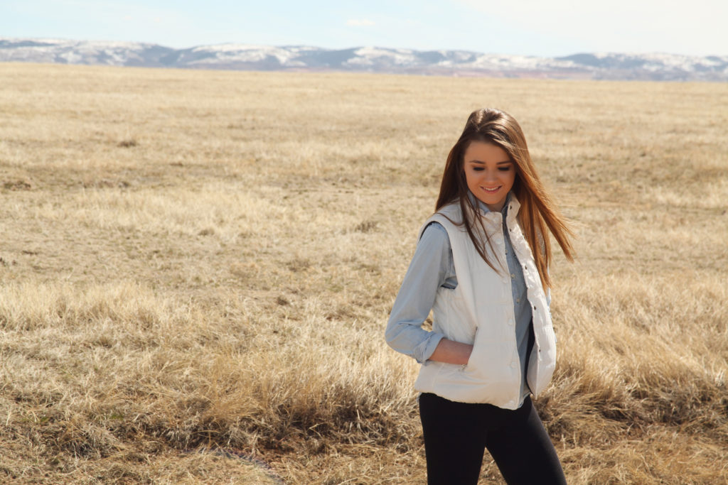 laramie wyoming senior portrait photographer