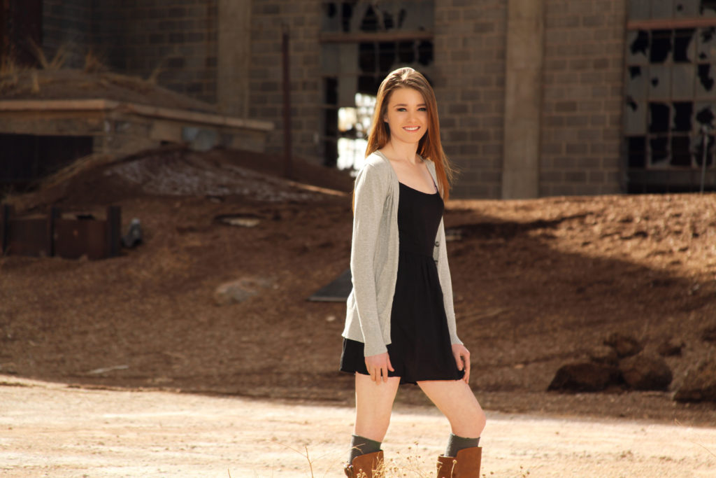 laramie wyoming senior portrait photographer