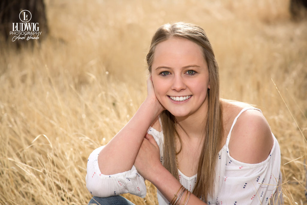 laramie wyoming senior portrait photographer