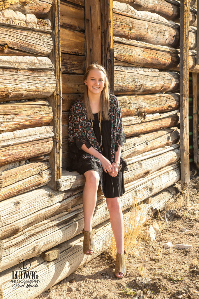 laramie wyoming senior portrait photographer