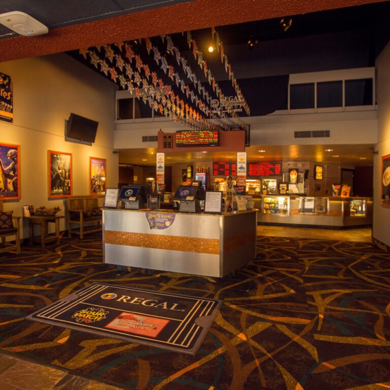 Regal Fox Theater popcorn and snack bar