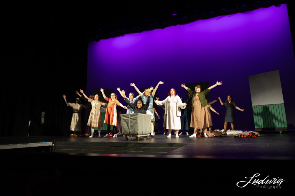 Musical performance of Annie by the Laramie High School Theatre group. Laramie Wyoming Ludwig Photography